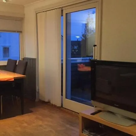 Проживание в семье Central Private Room In Shared House Affordable Soren Bernersvei 3