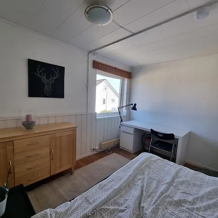 Central Private Room In Shared House Affordable Soren Bernersvei 3 Проживание в семье Ставангер